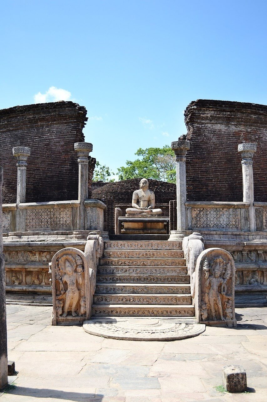 polonnaruwa-185290_1280 (1) (1)